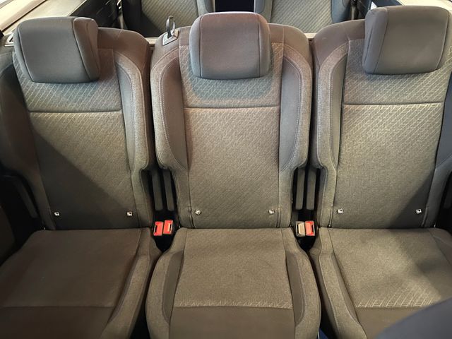 MYAUTOCENTER – Gebraucht- und Jahreswagen mit Werkstattservice in Pfaffenhofen Peugeot Rifter Allure L2*2. Hand*AHK*Klima*Navi*7-Sitzer