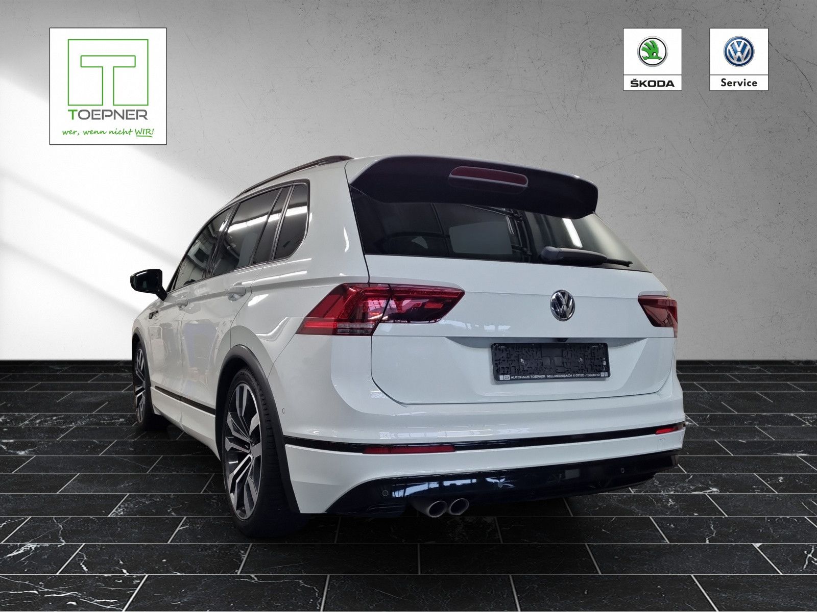 Fahrzeugabbildung Volkswagen Tiguan Highline 4Motion 2,0 TDI DSG R-Line Pano