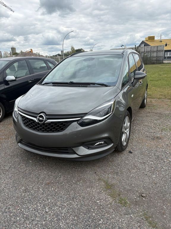 Image of Opel Zafira Tourer