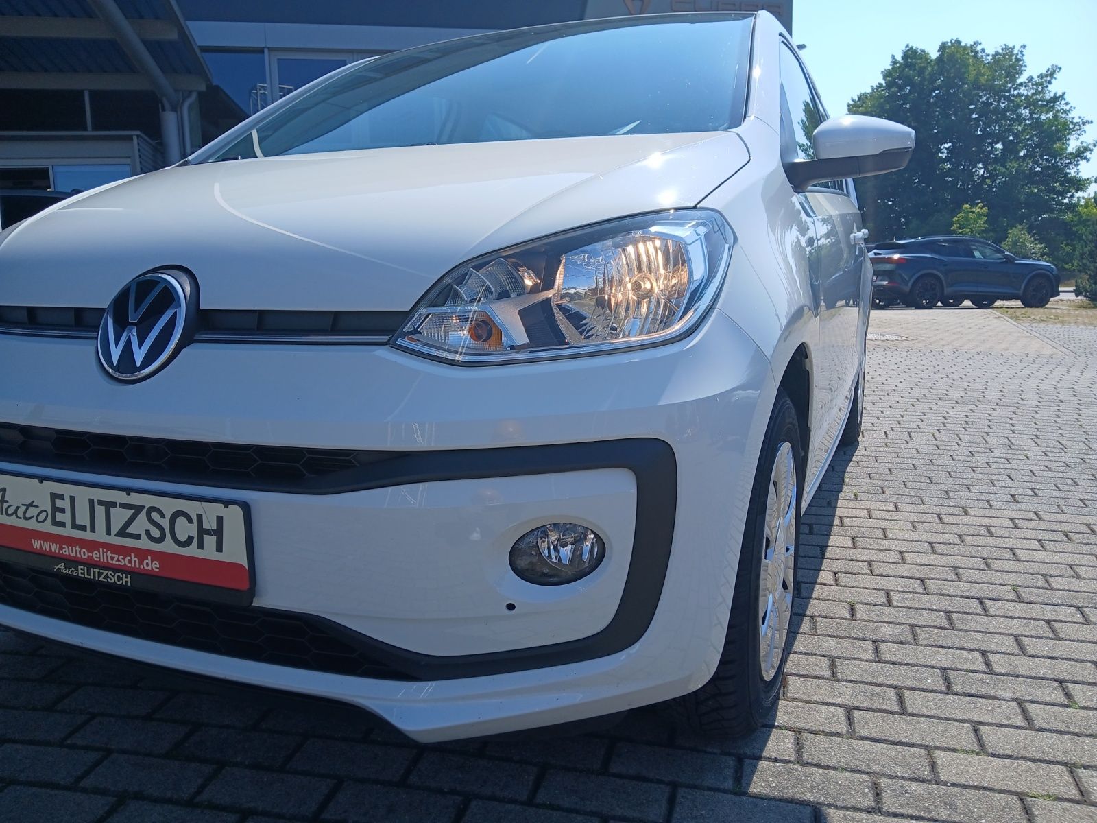 Fahrzeugabbildung Volkswagen up! Klima DAB GRA PDC SH