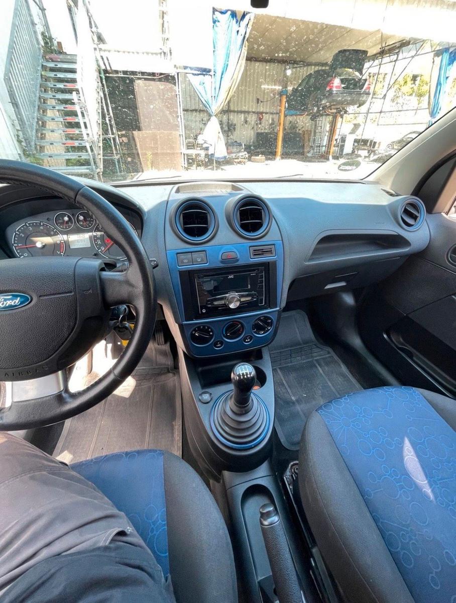 Ford Fiesta 2007 — photo 15