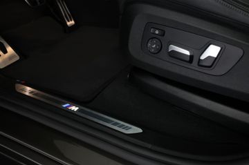 BMW X6 xDrive30d M Sport HUD ACC 360° AHK MANHATTAN
