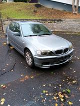 BMW E46 325I Automatik '04 Limousine - BMW 325: E46 325i