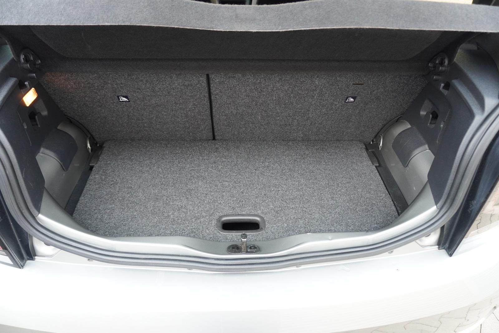 Volkswagen up! 1.0 TSI GTI AAC KAMERA SHZ TEMP 1.HAND