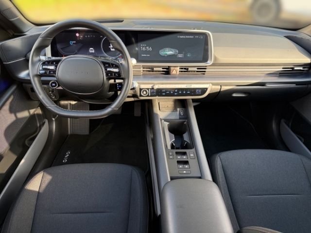 Fahrzeugabbildung Hyundai IONIQ 6 Techniq Elektro 77 +KLIMA+NAVI+RFK+SHZ+U