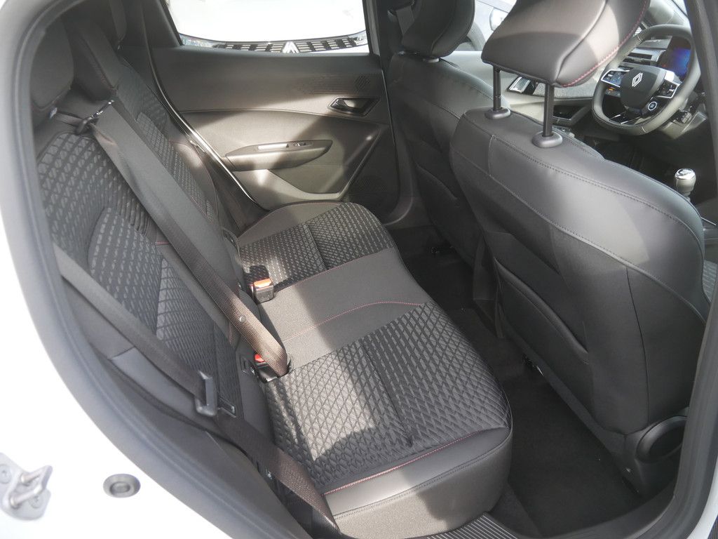 Fahrzeugabbildung Renault Clio Techno TCe 115