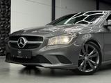 Mercedes-Benz CLA 200 Shooting Brake 2.HD/XENON/LEDER/SPURHAL - gebrauchte Mercedes-Benz CLA 200 aus dem Jahr 2015