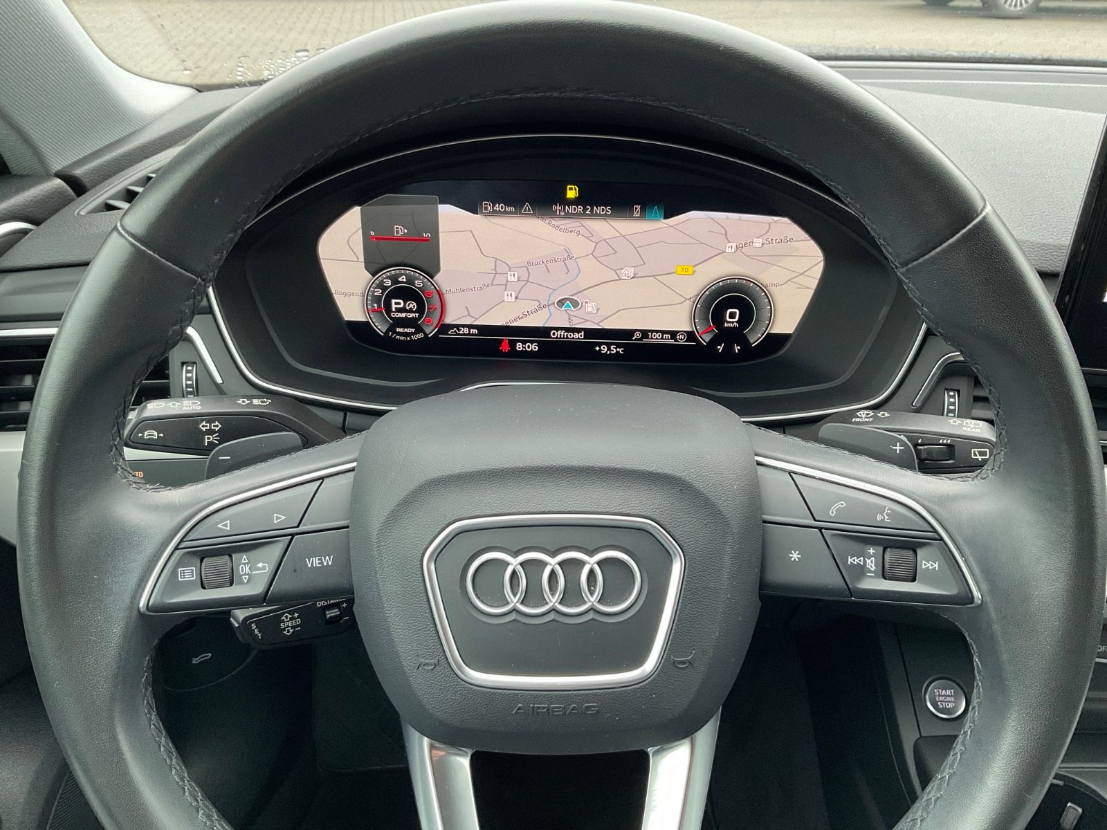 Fahrzeugabbildung Audi A4 Avant 40 TFSI quattro,Leder,ACC,Kamera,LED