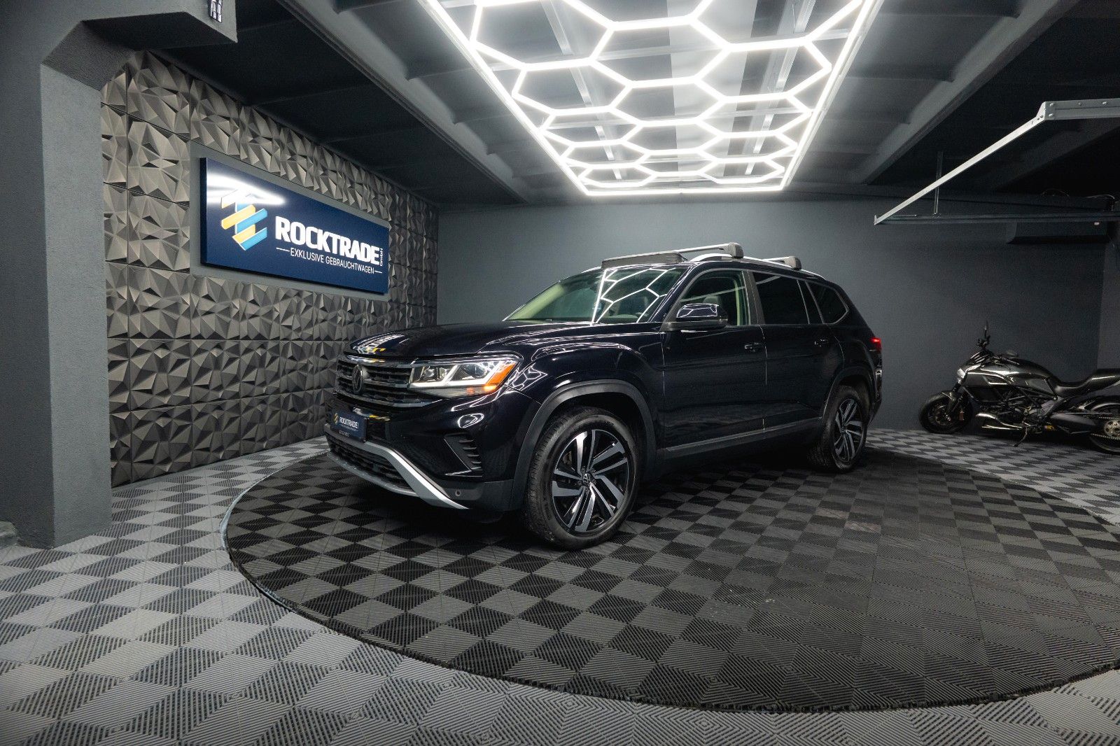 Fahrzeugabbildung Volkswagen ATLAS 3.6 4x4 SEL PREMIUM *6 Sitze*Pano*ACC*LED*