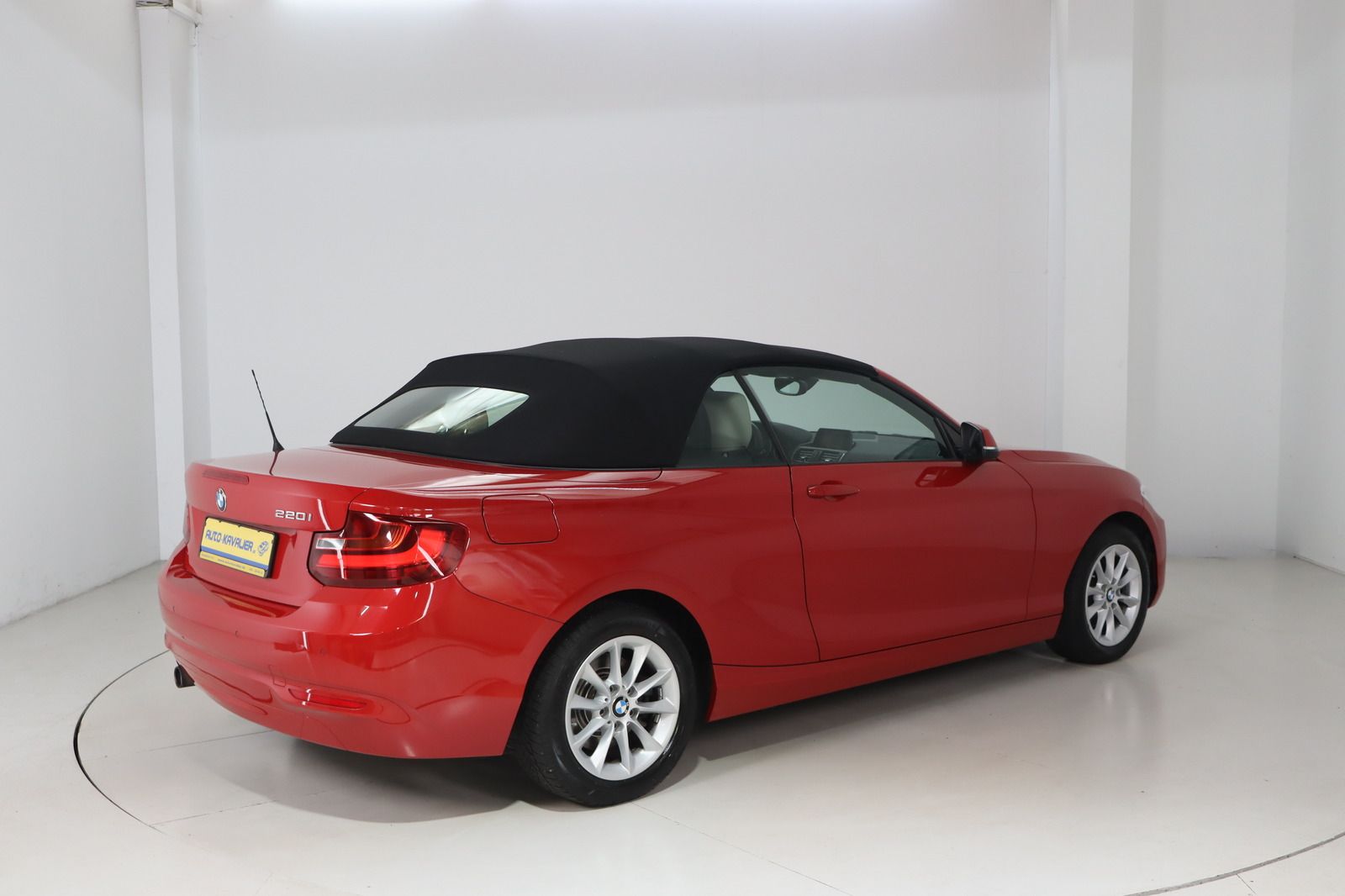 Fahrzeugabbildung BMW 220 i  * Xenon * Navi * Lenkradhzg. * Leder