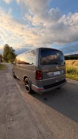 Volkswagen T6.1 4Motion 2 Schiebetüren Stdh. VC AHK GARANTI - 7-Sitzer Vans mit Schiebetüren