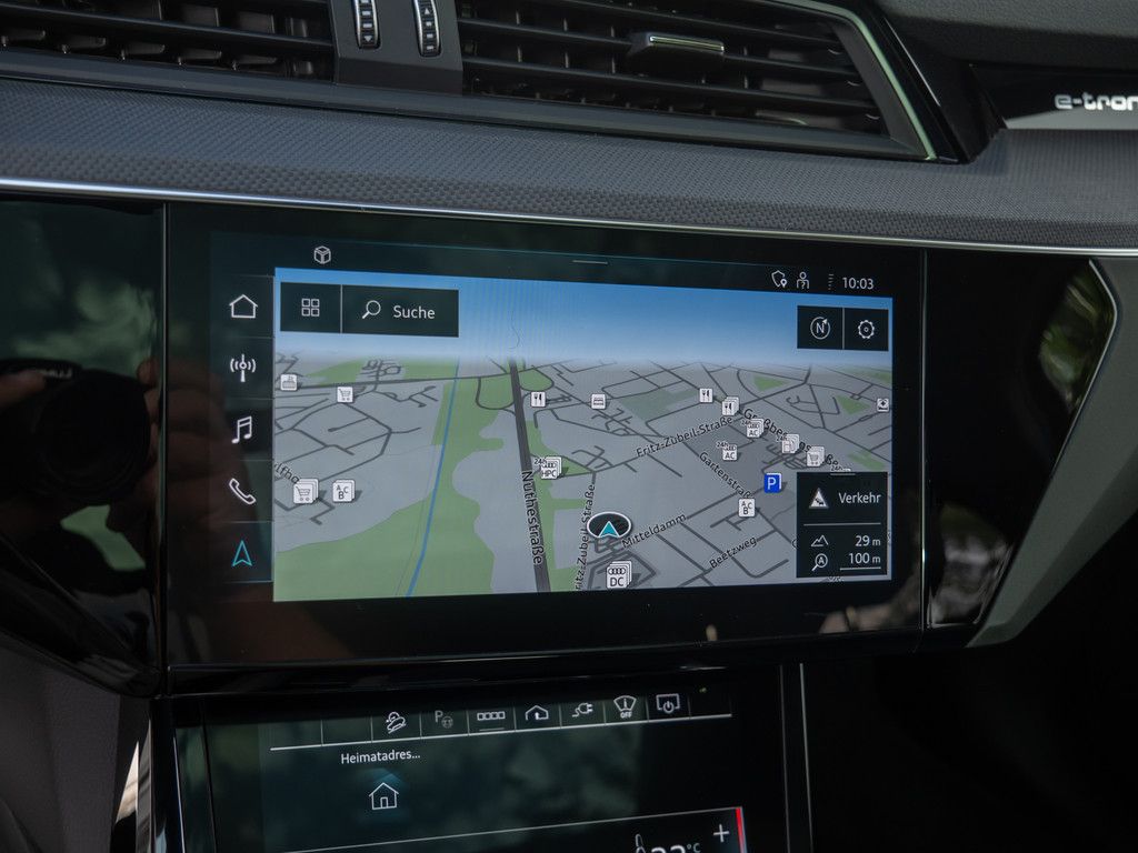 Audi Q8 e-tron - Bild 10