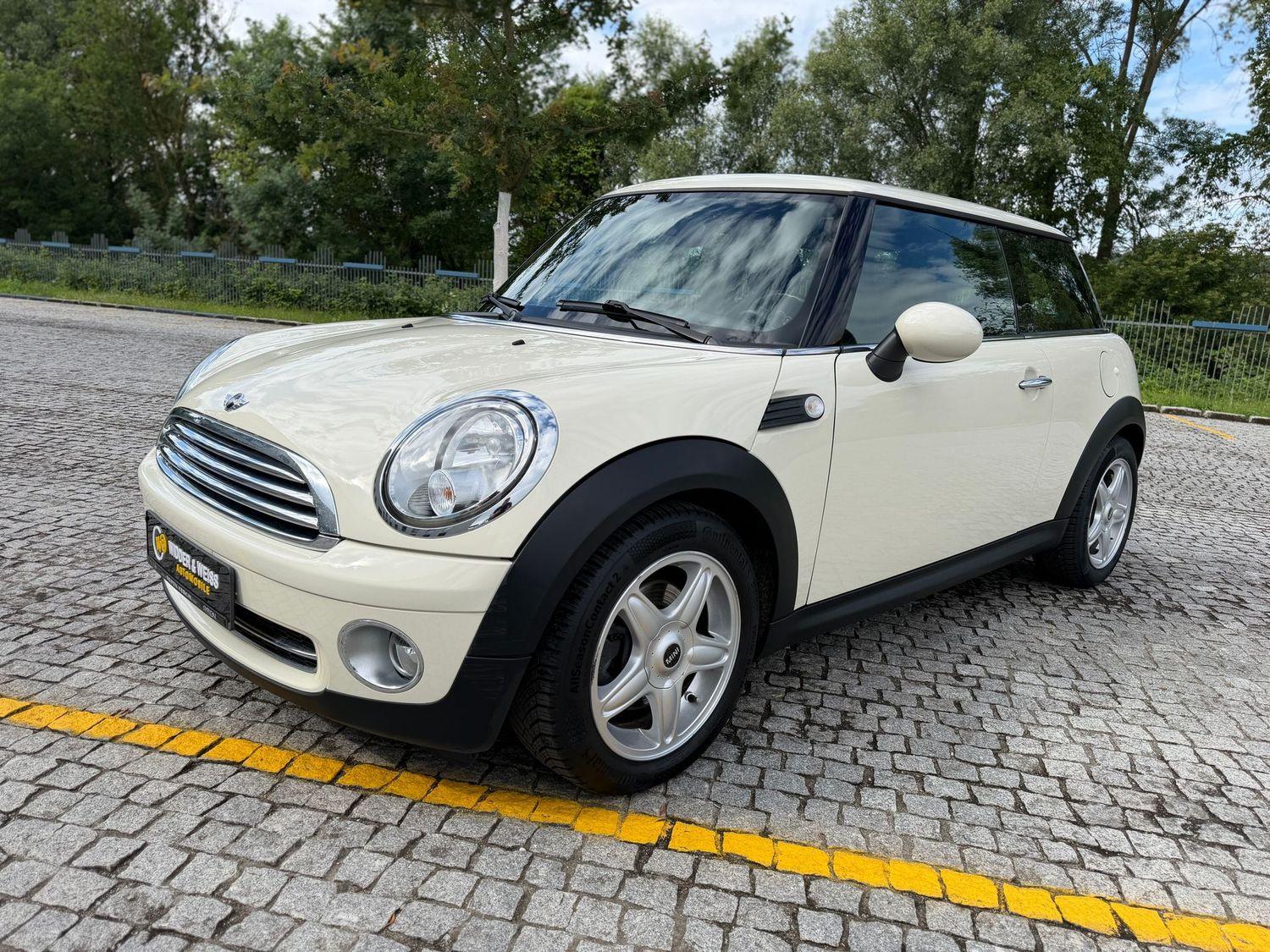 MINI Cooper Cooper AUTOMATIK/NAVI/PANO/PDC/S-HEFT