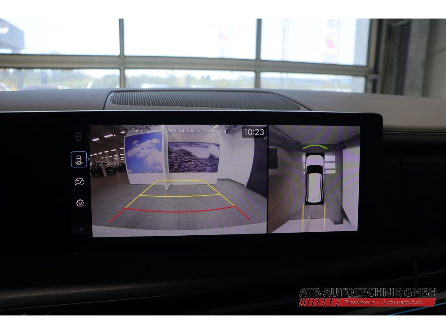 Fahrzeugabbildung Hyundai SANTA FE Intro 1.6 T-GDI Hybrid 4WD HUD Navi Mem