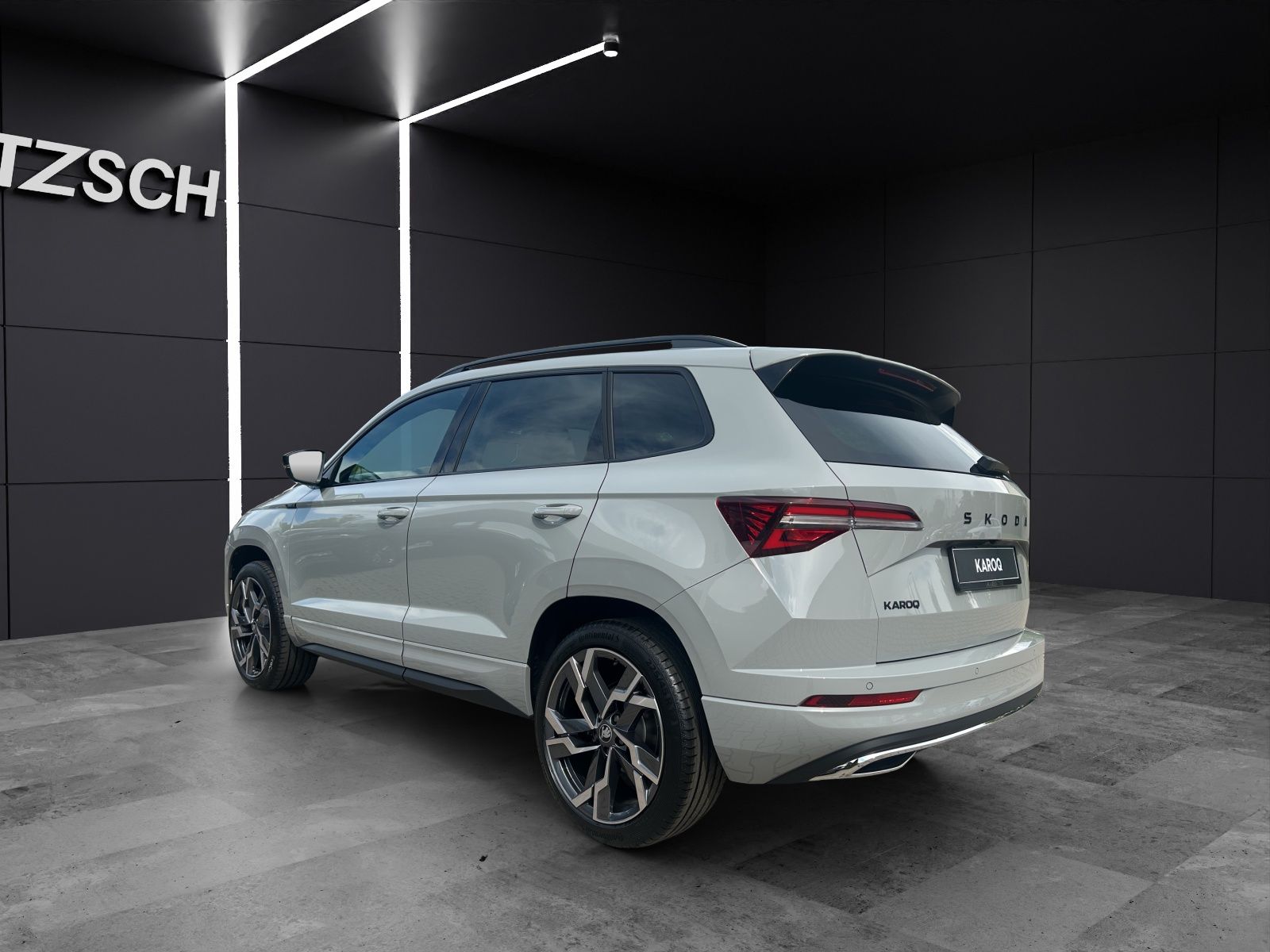 Fahrzeugabbildung SKODA Karoq 2.0 TSI Sportline 4x4 AHK MATRIX ACC