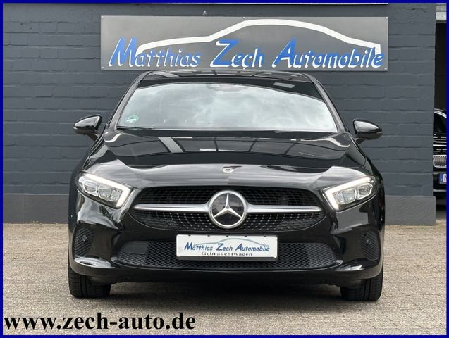 Mercedes-Benz A 220 4Matic * LED* Navi* Shzg* 7G DCT