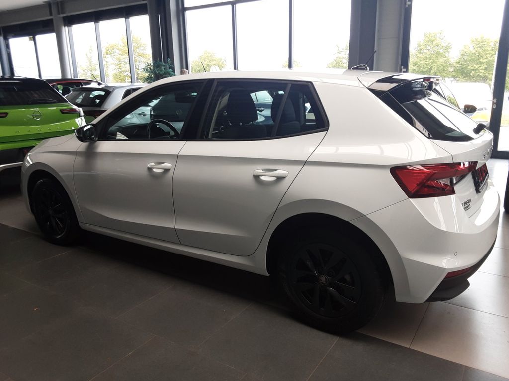 Skoda Fabia — fotografia 3