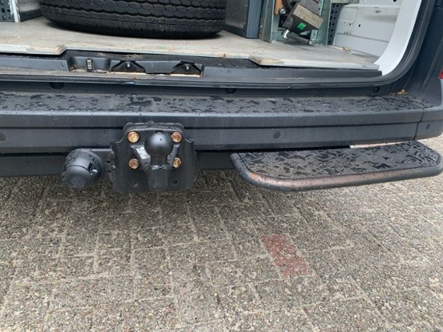 Fahrzeugabbildung Volkswagen Crafter 35 Kasten 2.0 TDI MR 1.HAND AHK STANDHEI