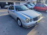 Mercedes-Benz Classe E E 220 CDI cat Elegance Co - gebrauchte Mercedes-Benz E 220 aus dem Jahr 2001