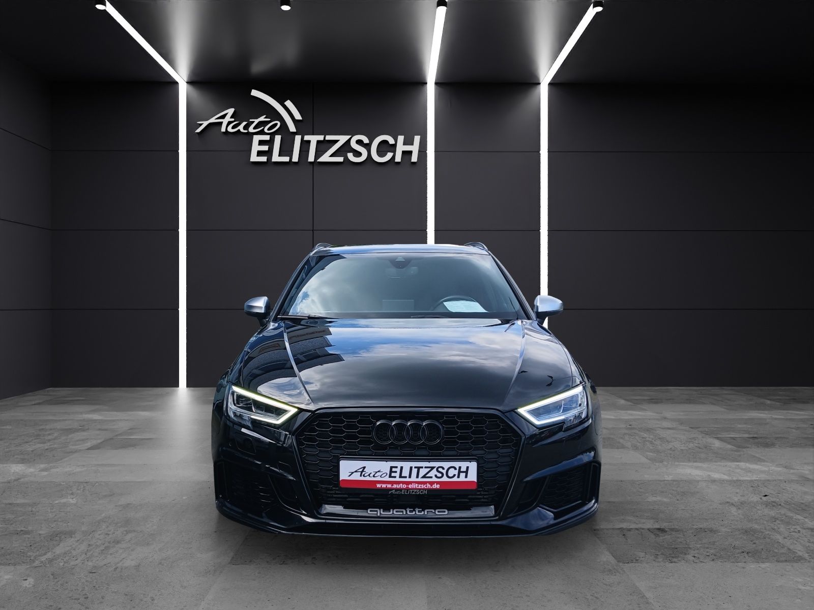 Fahrzeugabbildung Audi RS 3 Sportback quattro S-tronic Matrix Navi AVC