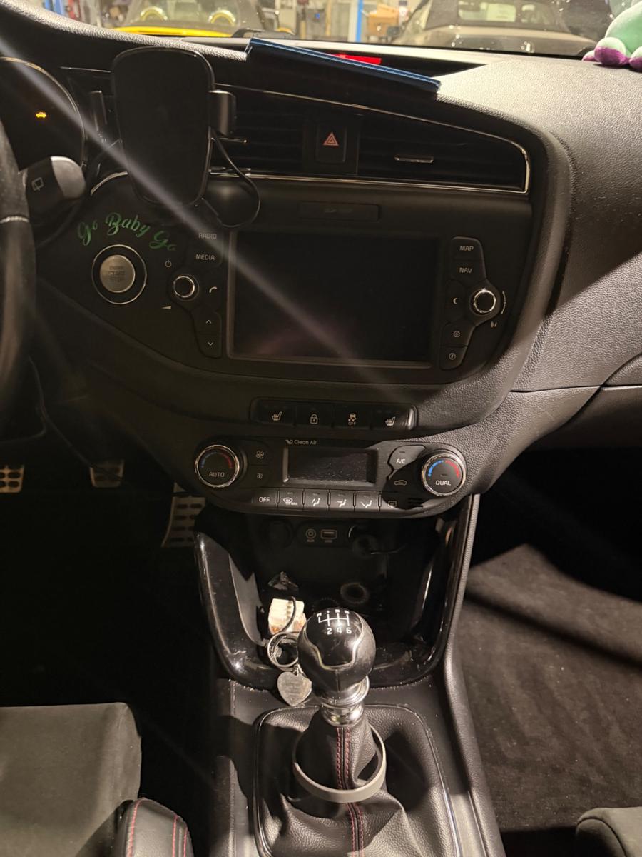 Kia pro_cee'd / ProCeed 1.6 T-GDI GT-Challenge p...