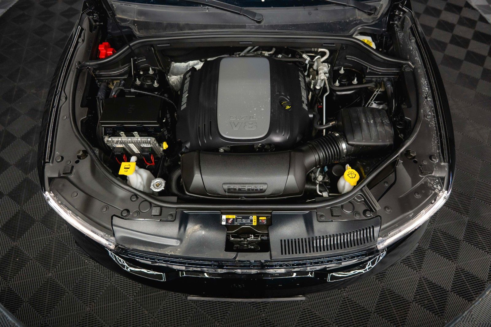 Fahrzeugabbildung Dodge Durango 5.7 V8 GT 4x4 Night-Paket Modell 22 LED