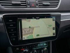 Foto Nummer 8: SKODA Superb