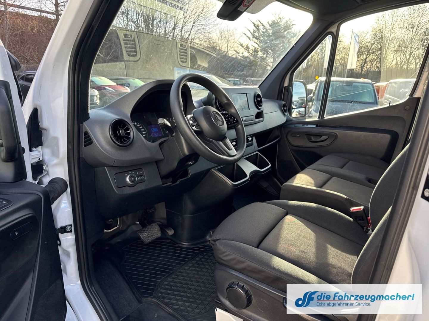 Fahrzeugabbildung Mercedes-Benz Sprinter III Kasten RWD AWD 317 CDI L2 Navi 360