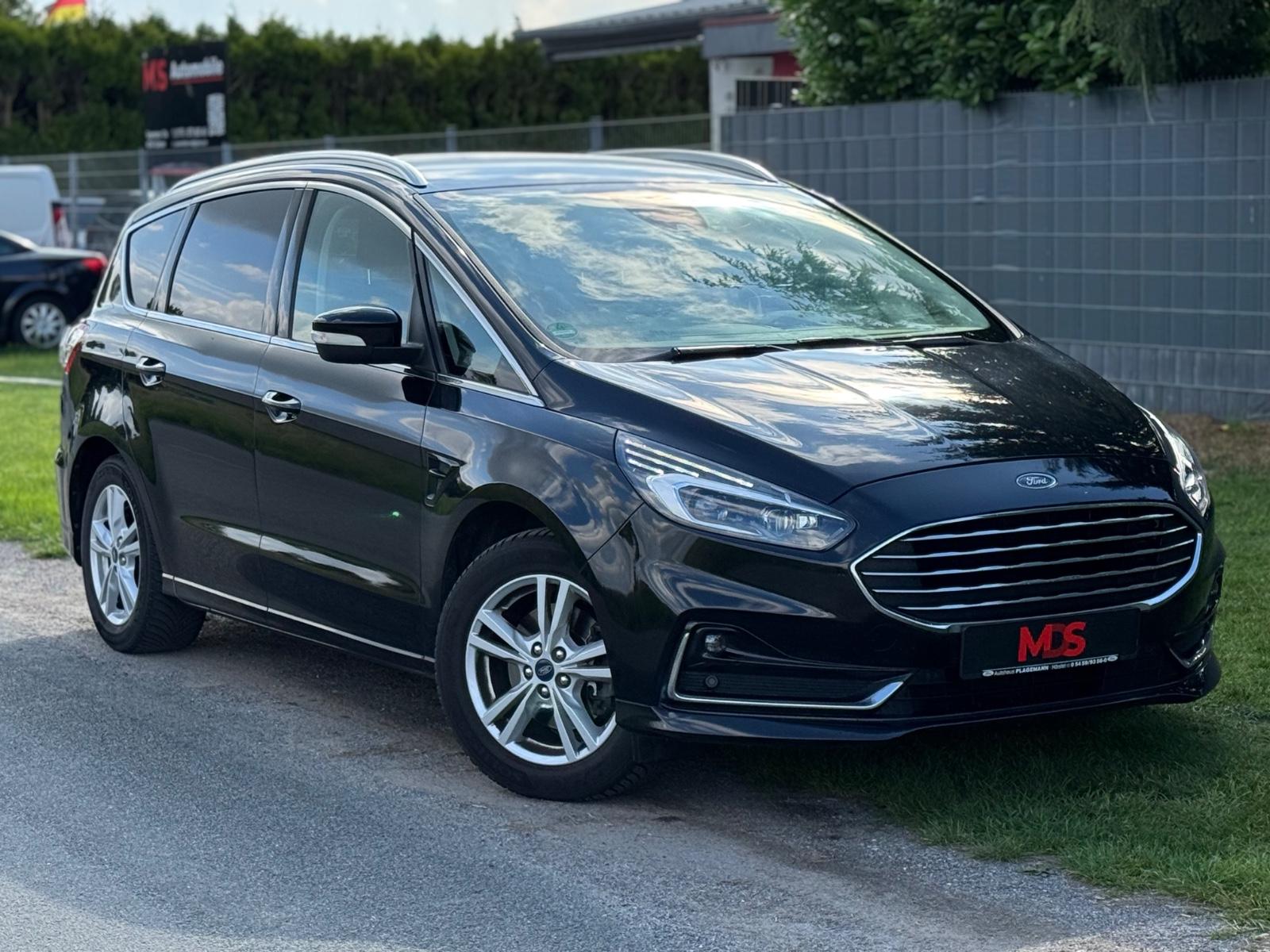 Ford S-Max Titanium 2.0 *7-Sitze*Kamera*CarPlay*AHK*