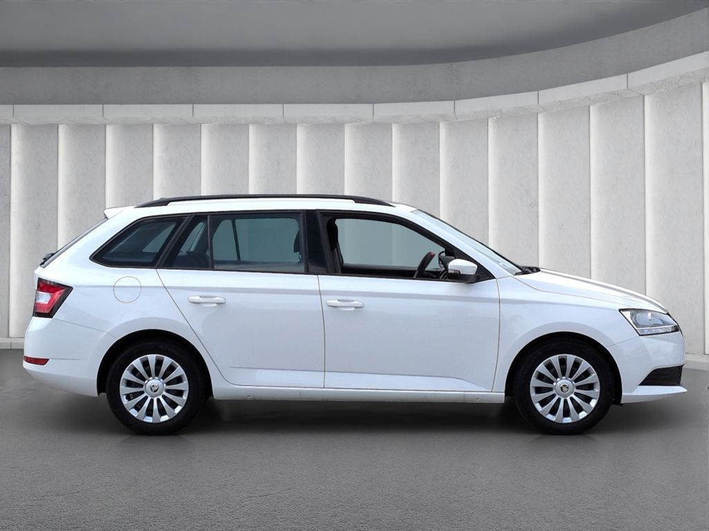 Skoda Fabia — fotografia 2