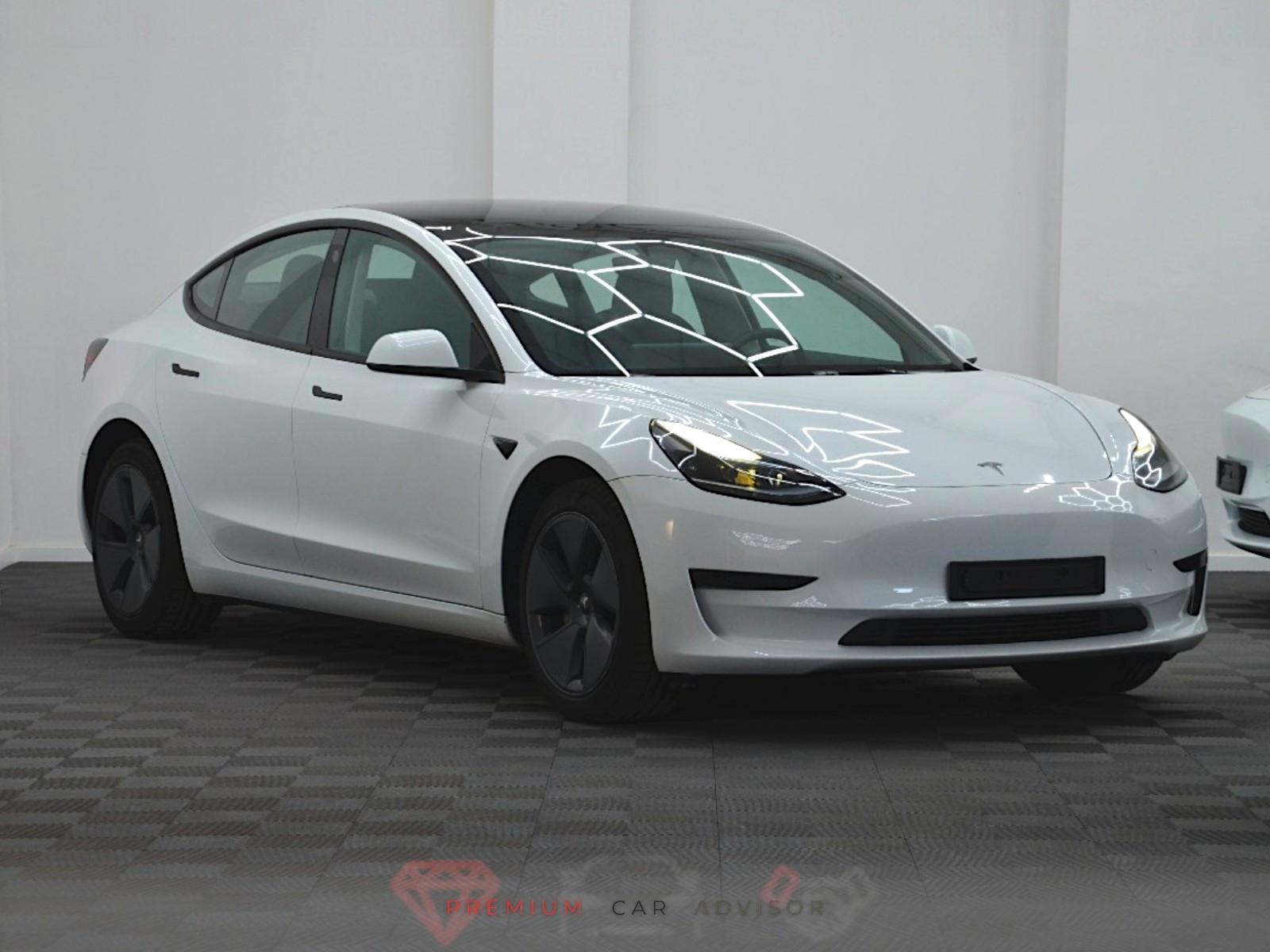 Tesla Model 3 Standard Range Plus RWD