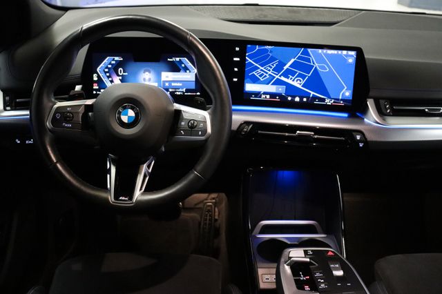 Fahrzeugabbildung BMW 218d Active Tourer M Sportpaket|1HAND|WIDESCREEN