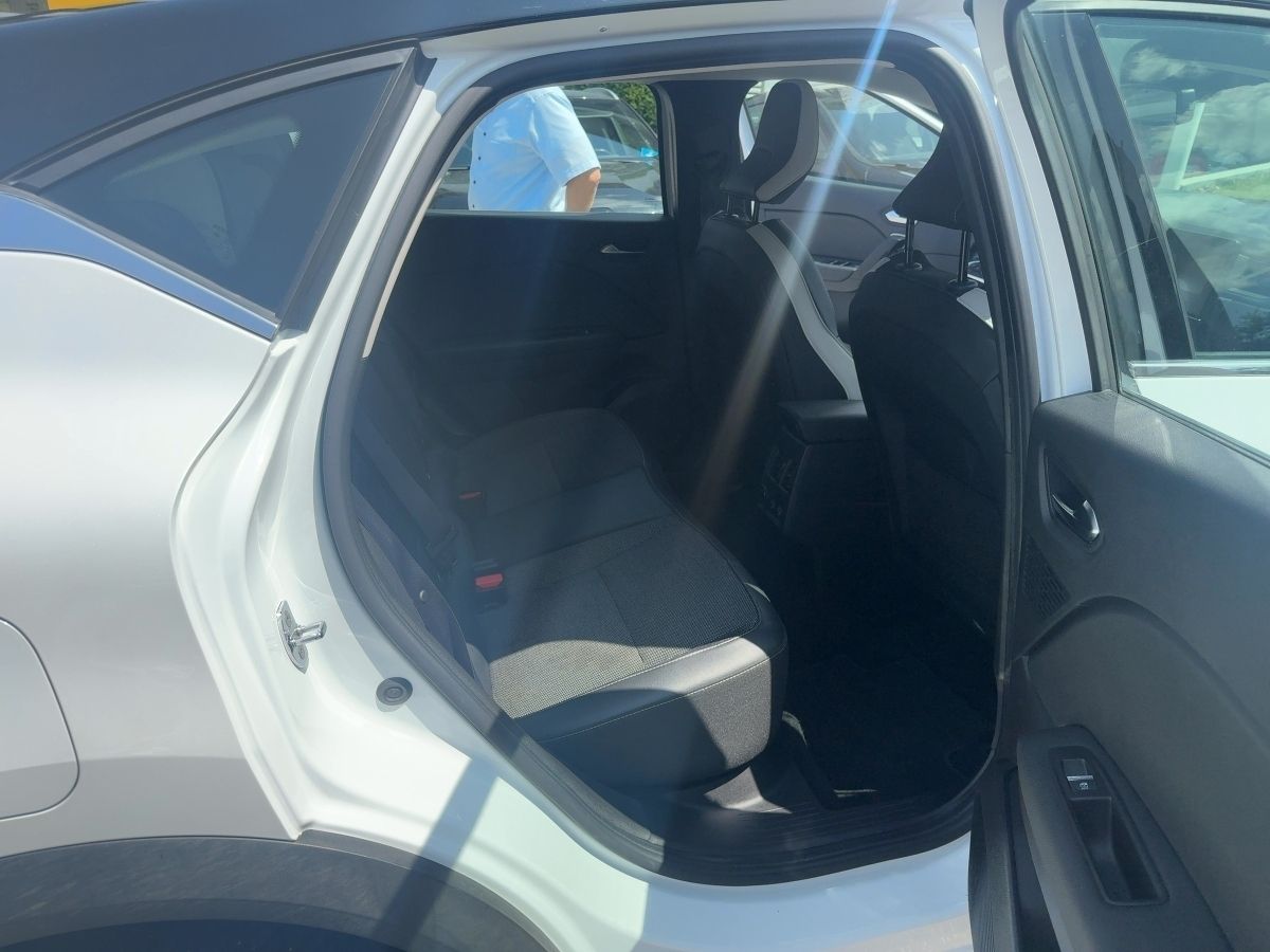 Fahrzeugabbildung Renault Captur INTENS TCe 90