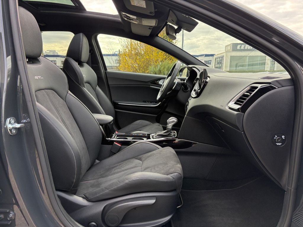 Fahrzeugabbildung Kia XCEED 1.5T 140 DCT7 GT LINE LEDER GLAS