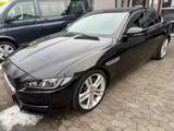 Jaguar XE XE Prestige NAVI/Bi-XENON/TEMPOMAT - Jaguar XE: Prestige