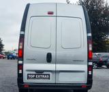 Renault Trafic Kasten L2H3 3,0t Komfort Top Km Top Extra - silberne Renault Trafic
