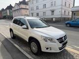 Volkswagen Tiguan 2.0TDI 140ps Tempomat AHK Euro5 1Hand TÜV - Volkswagen Tiguan 140 ps mit Diesel-Antrieb