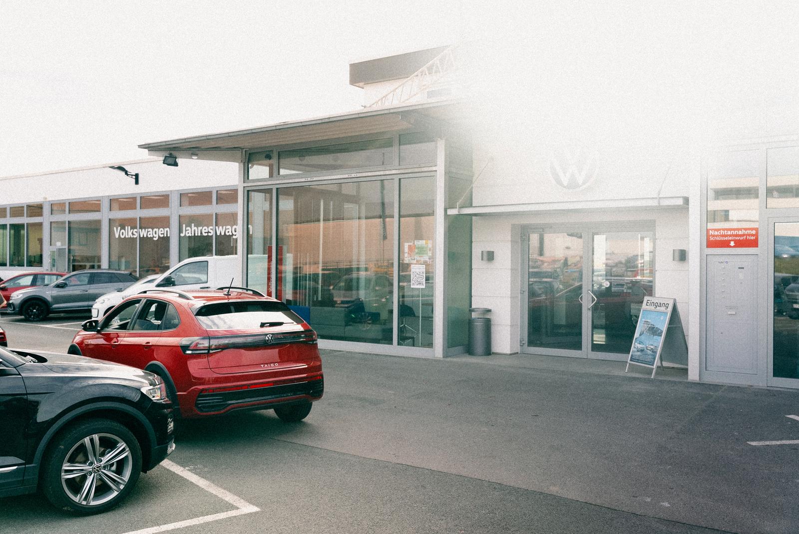 showroom-image-main
