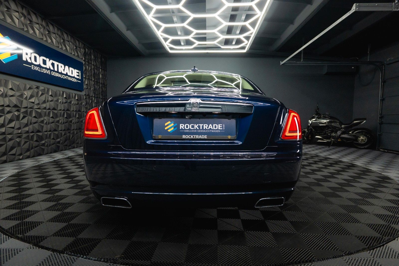 Fahrzeugabbildung Rolls-Royce Ghost V12 Full Service *Panorama*TV*360*HU*19%*