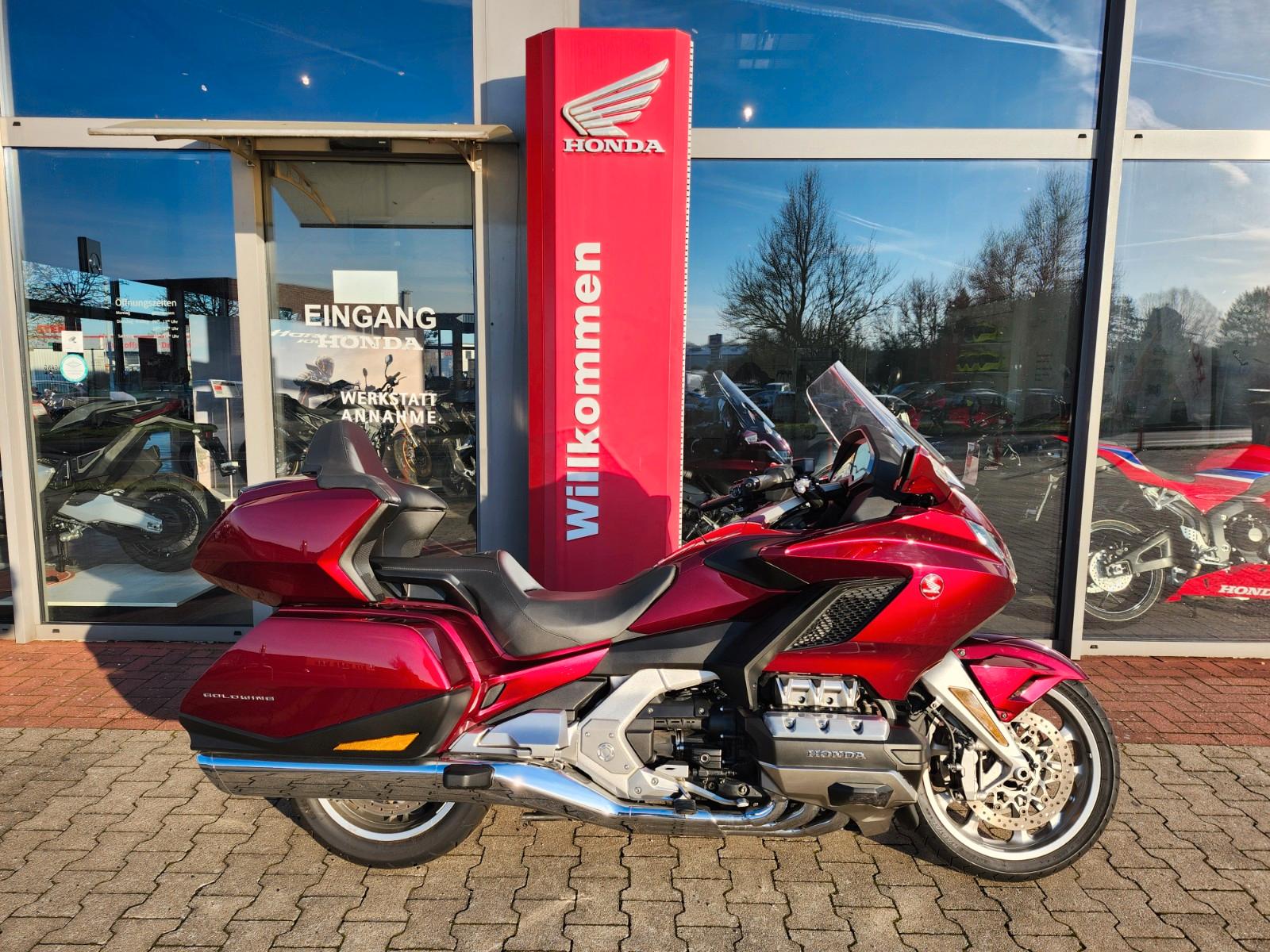 Honda GL 1800 Gold Wing Tour top Zustand goldwing