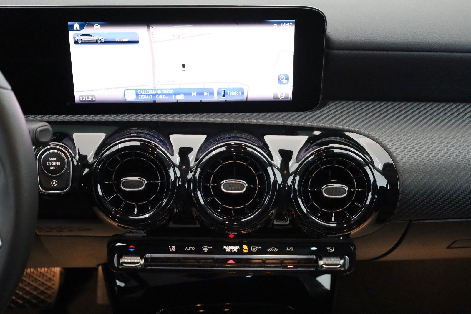 Fahrzeugabbildung Mercedes-Benz A 180 d,T.Leder,Navi,LED,SH,Kamera