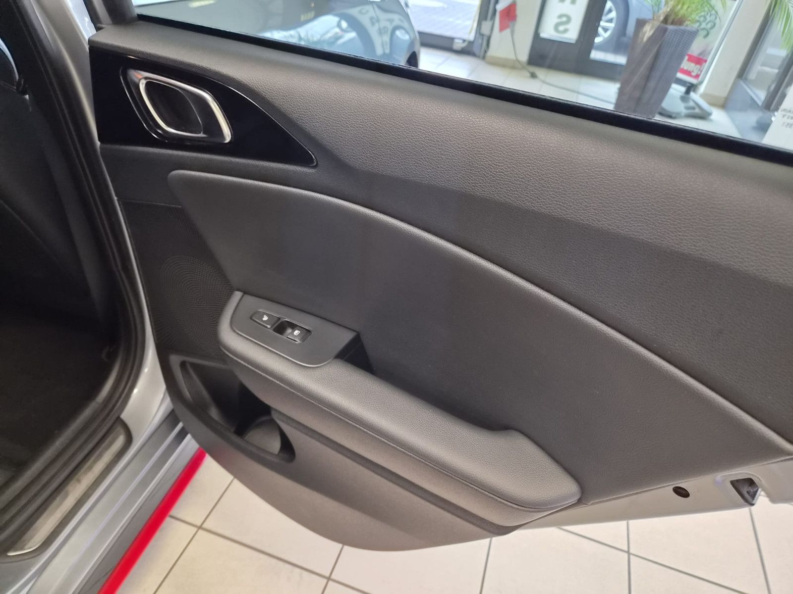 Fahrzeugabbildung Kia pro cee'd / ProCeed GT/ JBL / GEPFLEGT