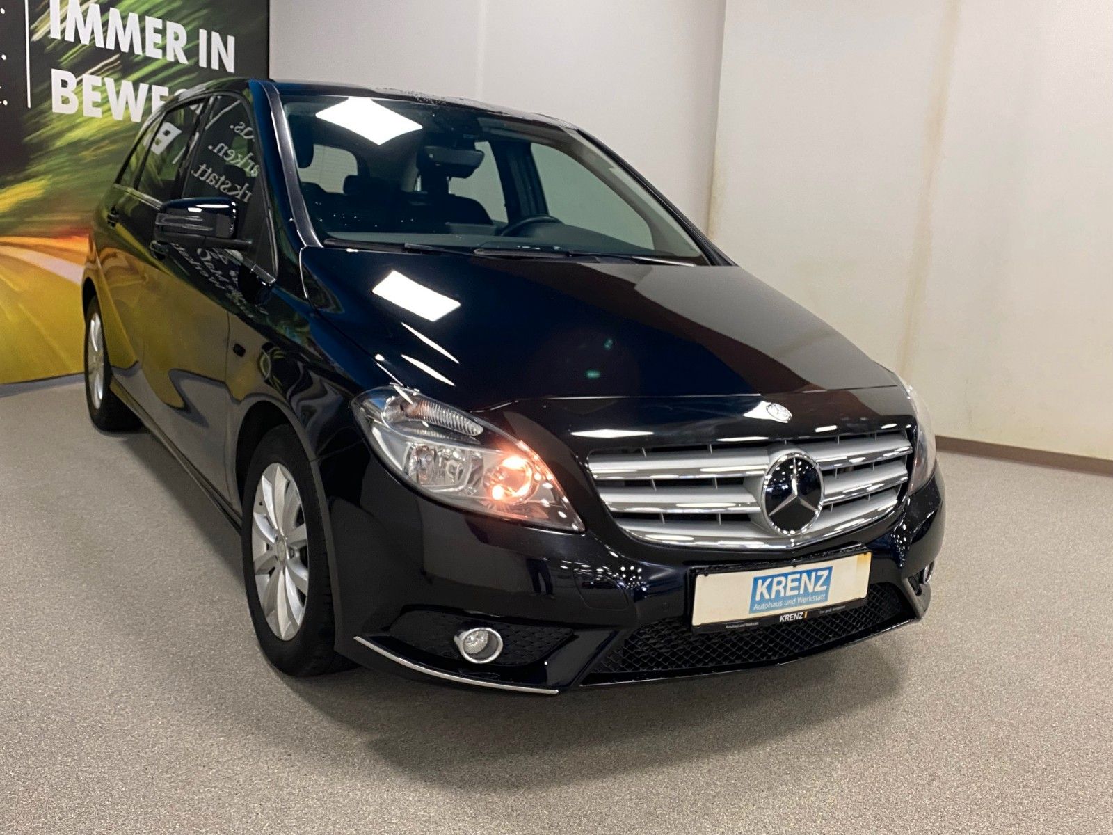 Fahrzeugabbildung Mercedes-Benz B 180 BlueEFFICIENCY AUTOMATIK+NAVIGATION+ALU+BC