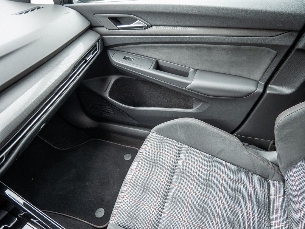 Volkswagen Golf - Bild 14