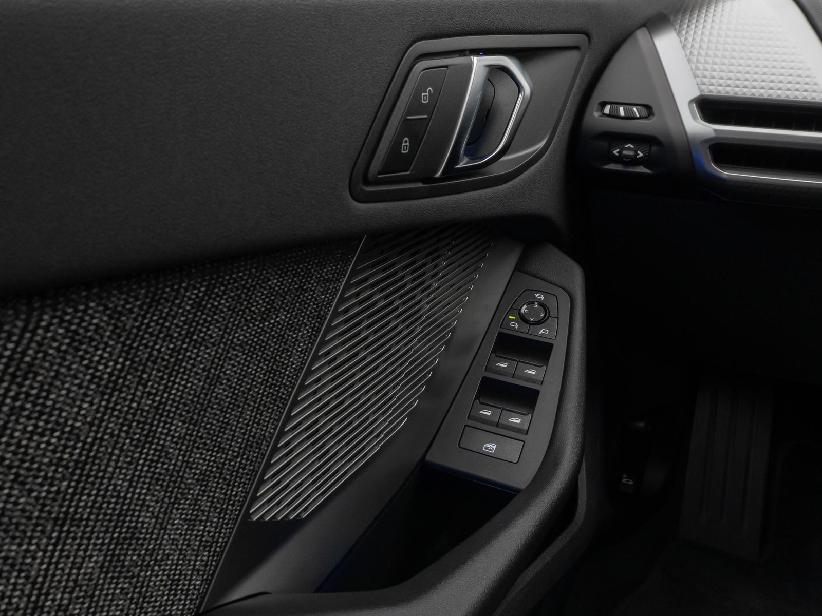 BMW 1 Series i M Sport Kamera DAB Sitzhzg Alarm DrivAssist, миниатюра 30