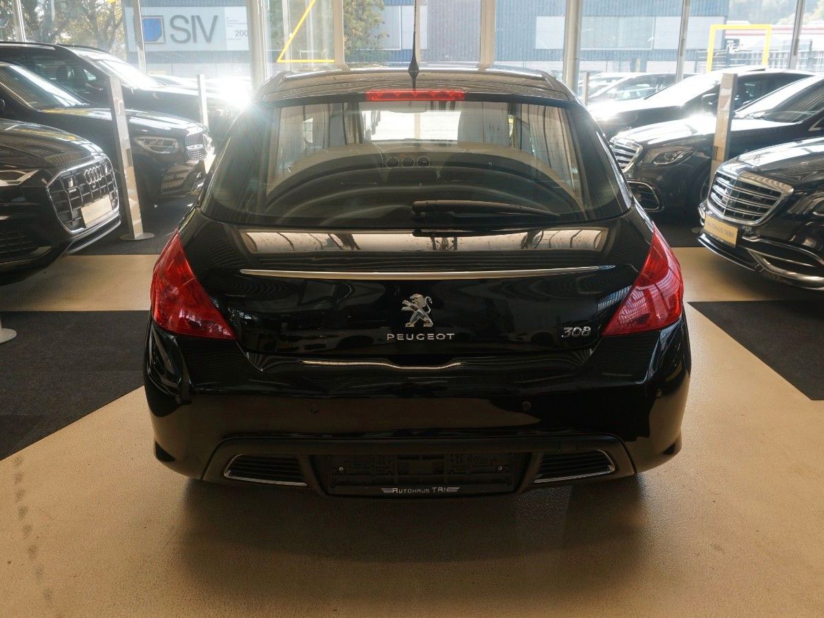 Fahrzeugabbildung Peugeot 308 Allure *1.Hand*Panoramadach*