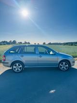 Skoda Fabia Combi 1.4 16V Classic Classic - Skoda Fabia: 16v Combi