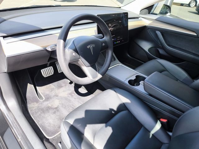 Fahrzeugabbildung Tesla Model 3 PERFORM AWD PANO+NAVI+STDHZ+LED+SHZ+KAM+