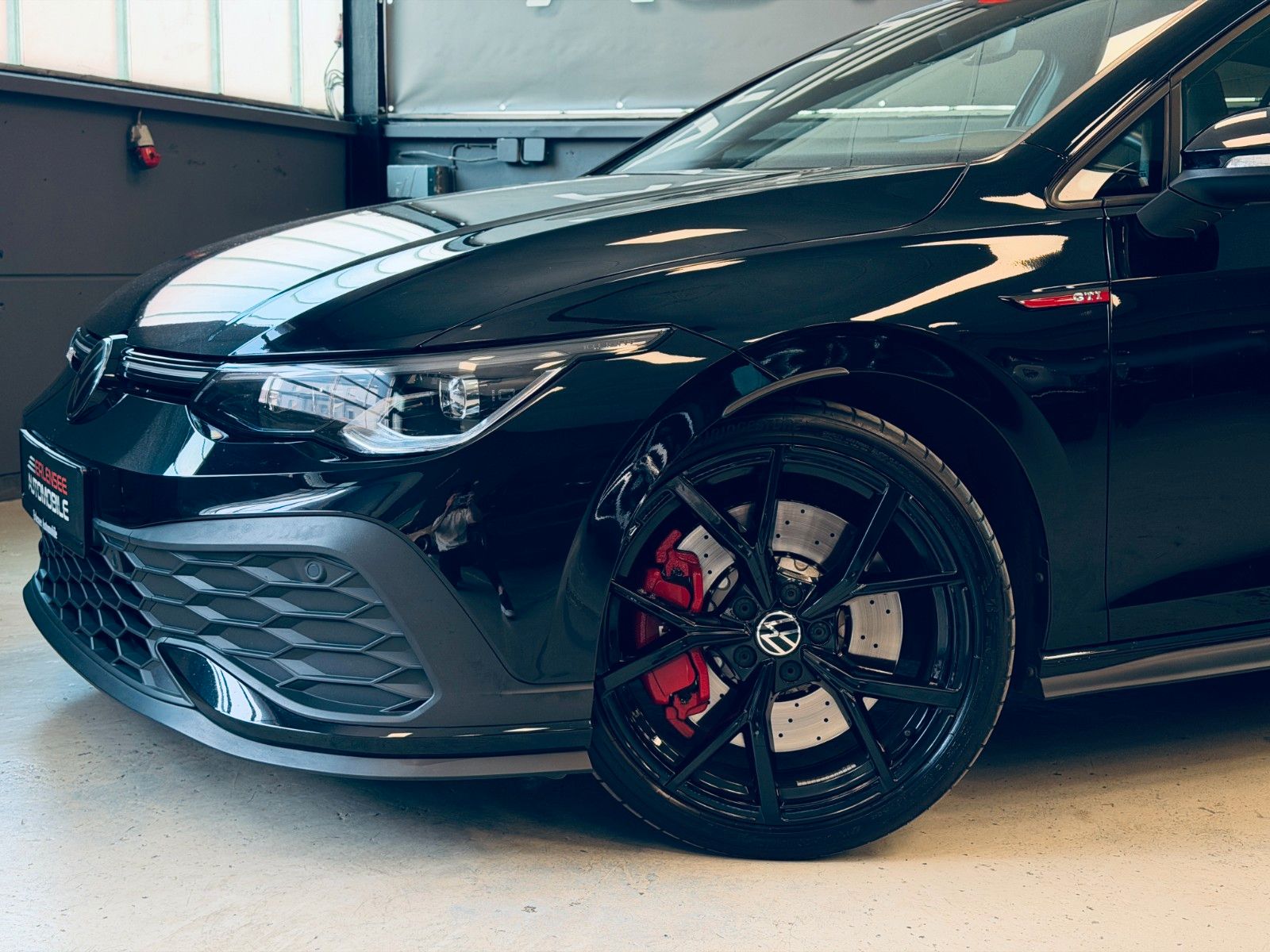 Volkswagen Golf VIII Lim. GTI Clubsport IQ/PANO/H-K/ACC/KAM foto 4