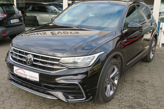 Volkswagen Tiguan R-LINE DSG LED AHK ACC 19' APP-CON. 1H